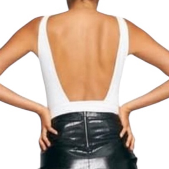 Tiger Mist Harlow Sleeveless V neck Cut Out Low Back Backless Bodysuit Top New! - Picture 2 of 4